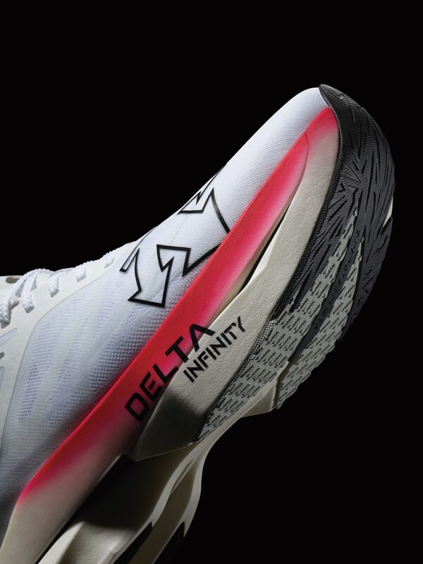 采用双层DELTA INFINITY中底